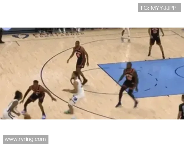 空中对抗姚明的传奇时刻:篮球场上的巨人之战与荣耀瞬间 空中对抗姚明的传奇时刻:篮球场上的巨人之战与荣耀瞬间