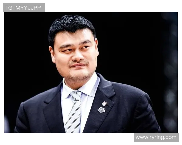 姚明从篮球场走向军营的转型之路与人生新篇章 姚明从篮球场走向军营的转型之路与人生新篇章