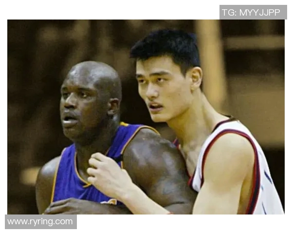 姚明退役时的感人瞬间与篮球生涯的辉煌回顾