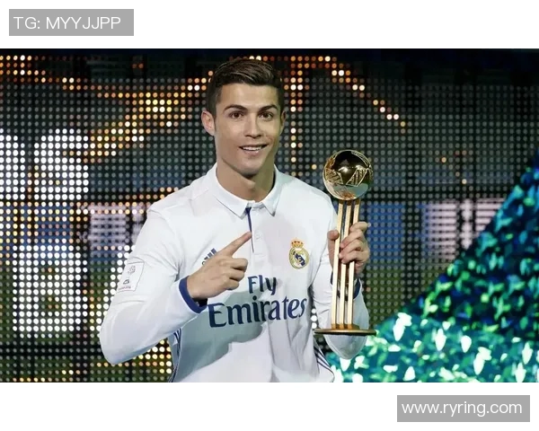 足球明星卡片C罗的传奇之路与收藏价值探秘